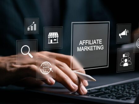 What is Affiliate Marketing? (How to do Affiliate Marketing in 2025?)