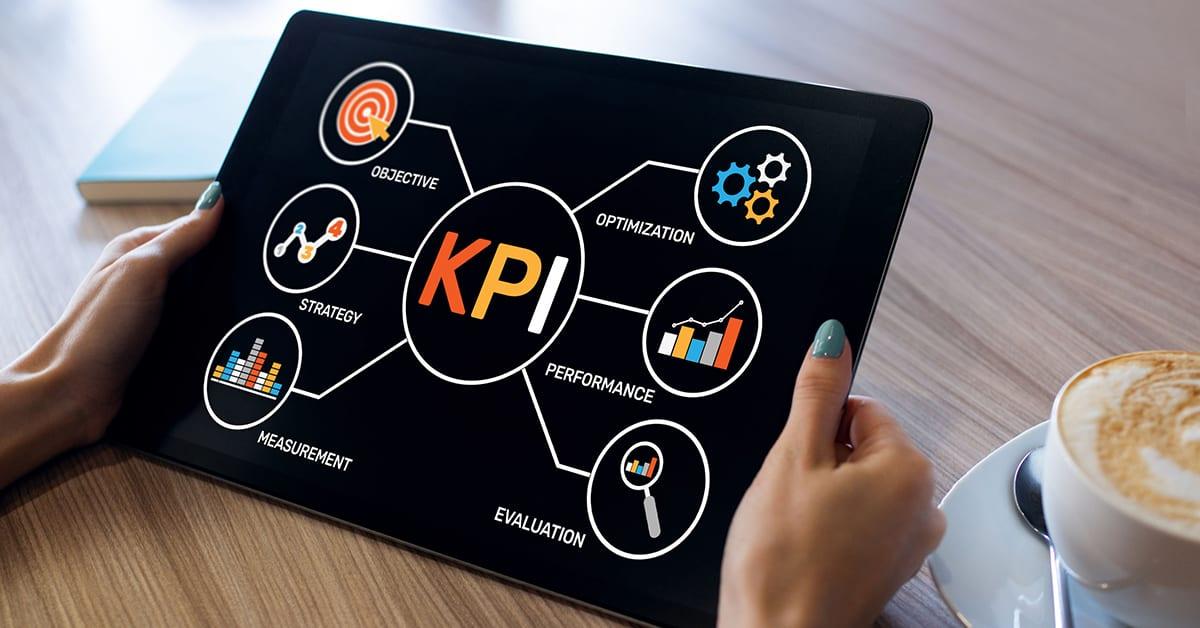 Evaluating ‌Performance Metrics to Refine Strategic Approaches