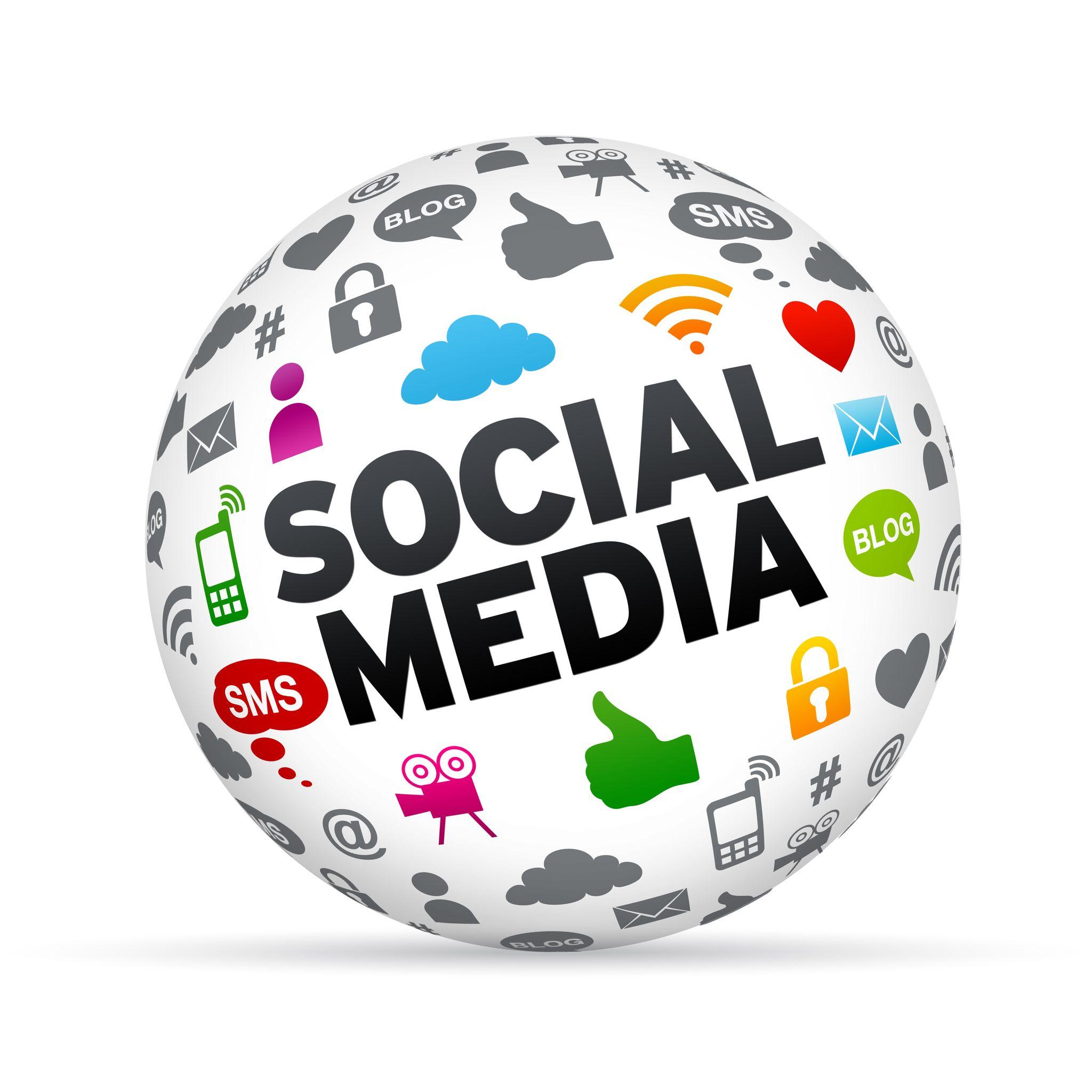 Leveraging Social ⁣Media to Connect⁢ with Website⁤ Owners