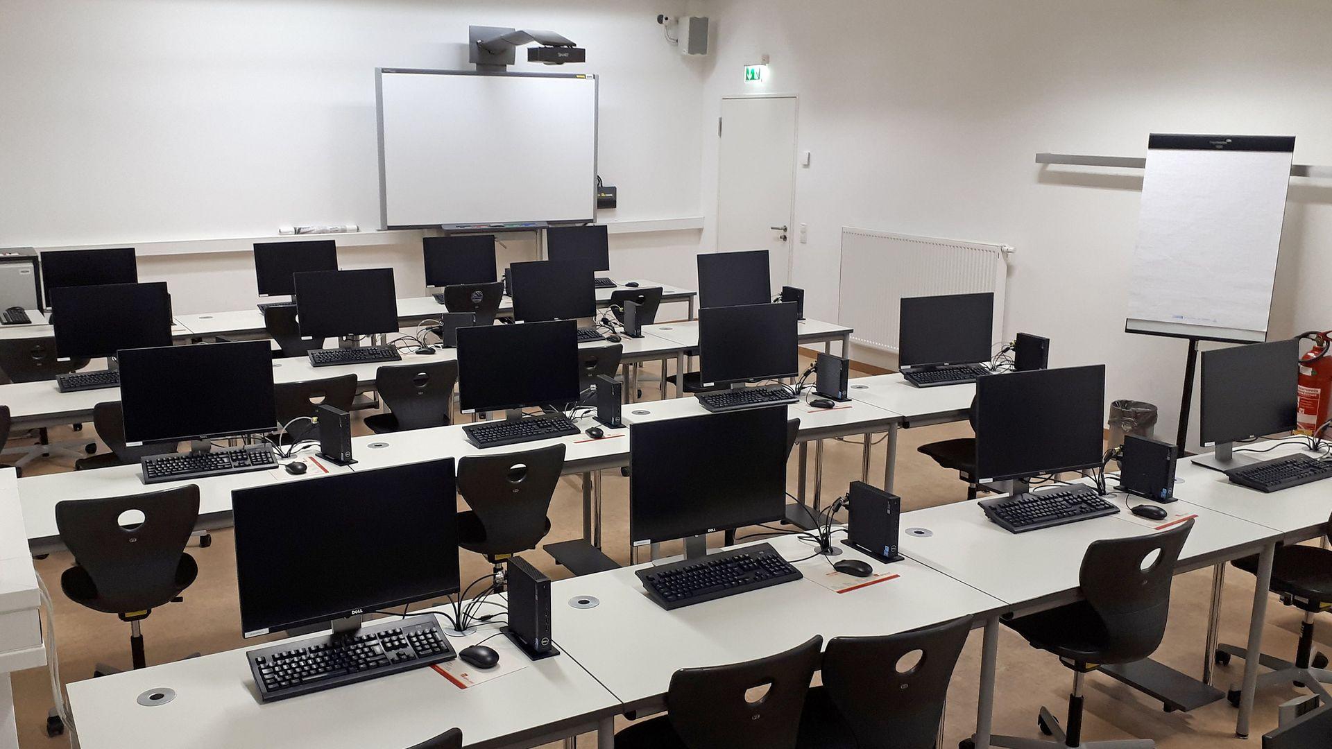 Showcase Success Stories with Built-In Course Displays