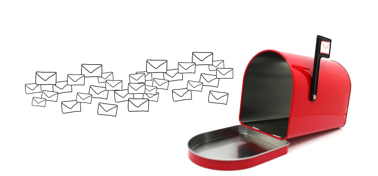 Push Notifications vs Email: Which Works Better?