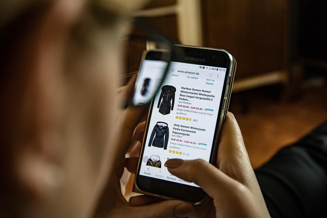 AI Commerce: How Online Stores Are Adapting to the New Shopping Era