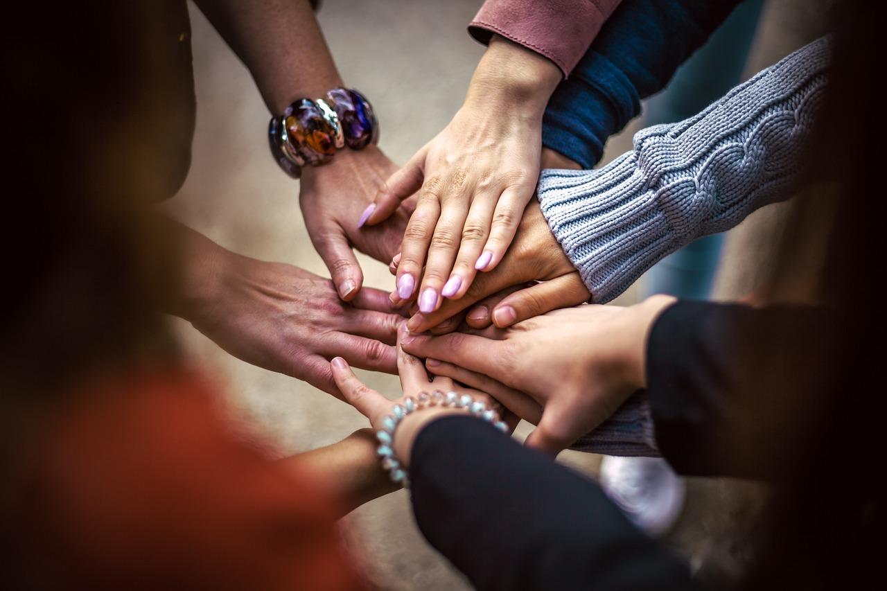 Create ‍a ‍Community Around Your ⁢Brand to Drive Advocacy